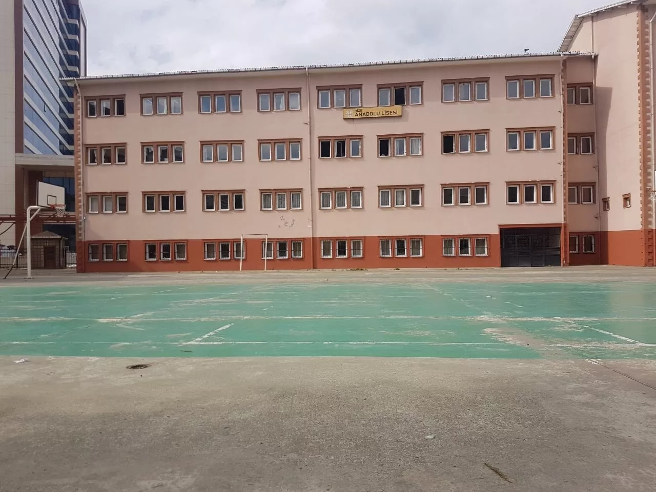 Rize Anadolu Lisesi